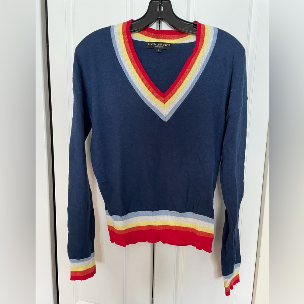LIKE NEW Central Park West V-Neck Sweater Size Small